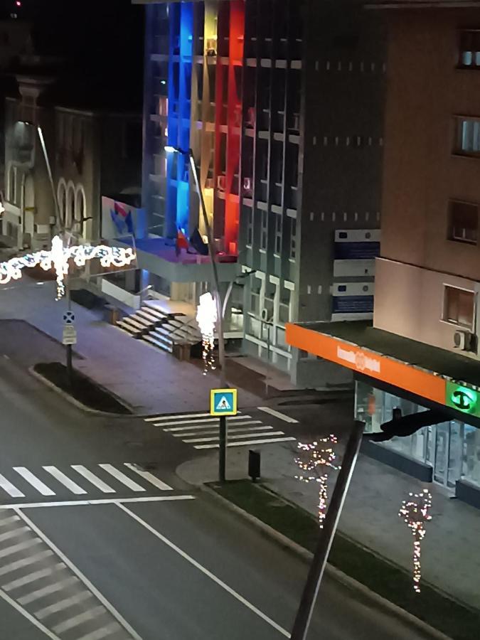 Central Бакеу Екстер'єр фото